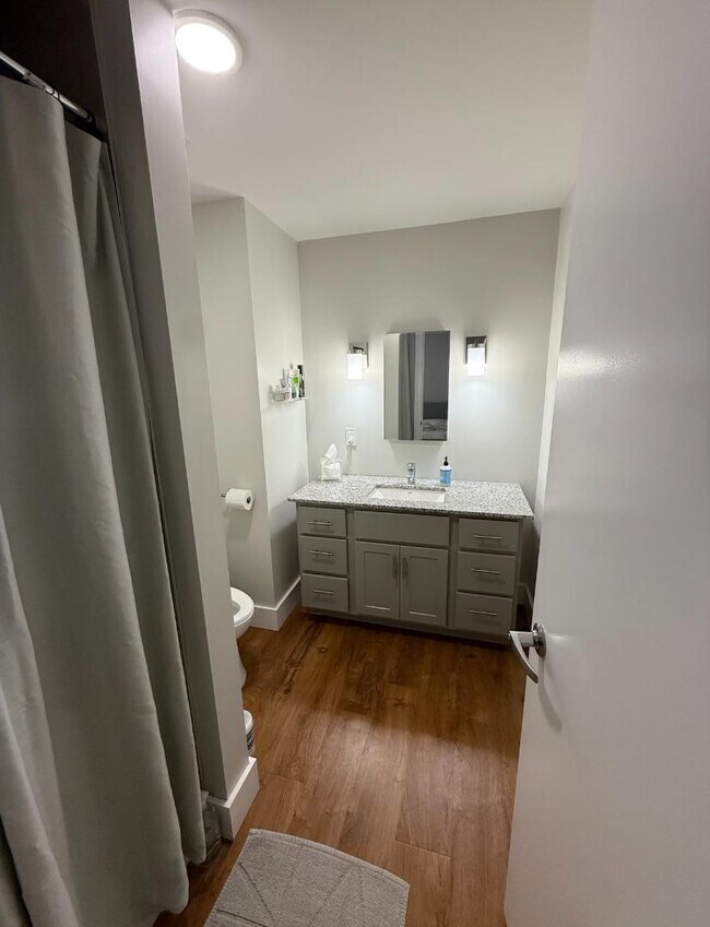 Foto del edificio - 1585 Hertel Ave