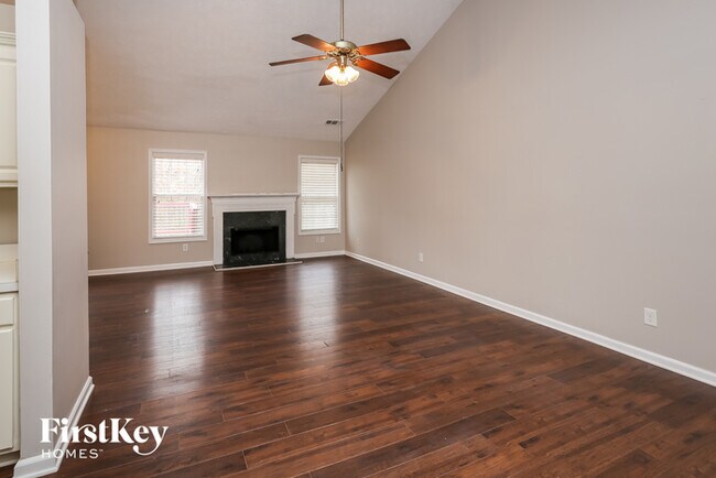 Building Photo - 861 Georgetown Dr