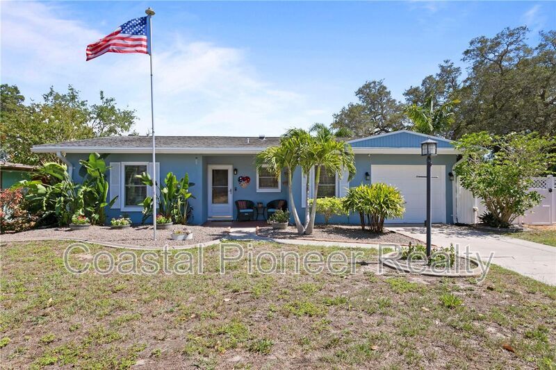 Foto principal - 232 Timberlane Dr