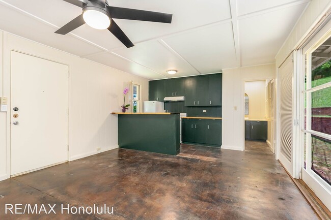 Building Photo - 1 br, 1 bath House - 3310 Tantalus Drive