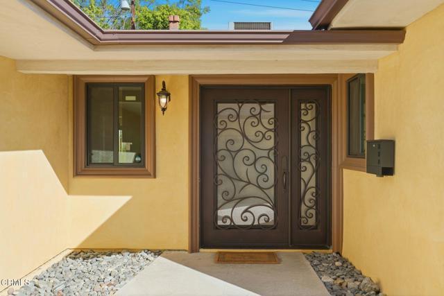 Building Photo - 1380 Rexford Ave