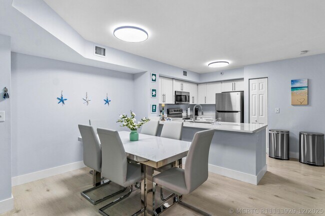 Foto del edificio - 140 Yacht Club Way