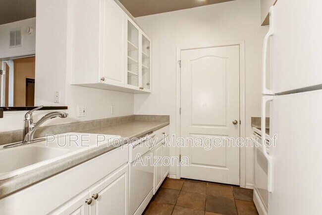 Foto del edificio - 1701 E Colter St