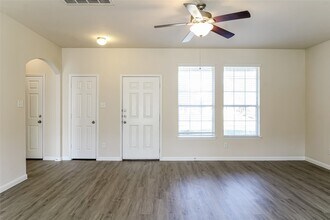 Building Photo - 12322 Dona Lane