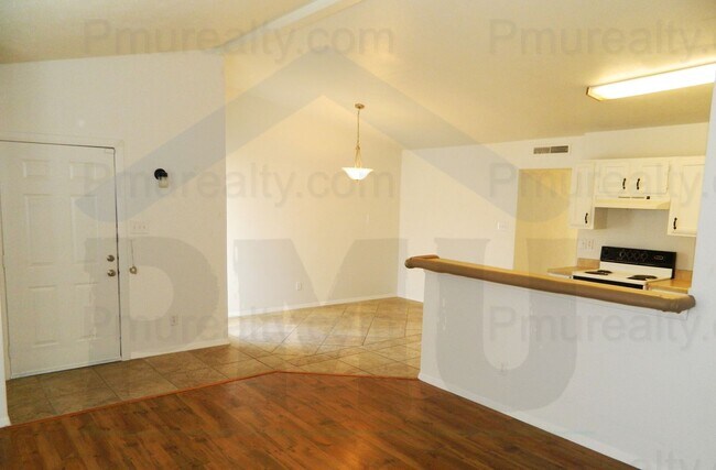 Foto del edificio - AVAILABLE NOW!!! Very Nice 3 Bedroom Dalla...