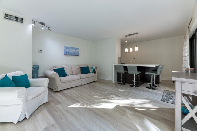 Foto del edificio - 1605 US-1