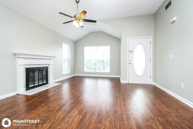 Foto del edificio - 818 Carmen Way, La Vergne, TN 37086