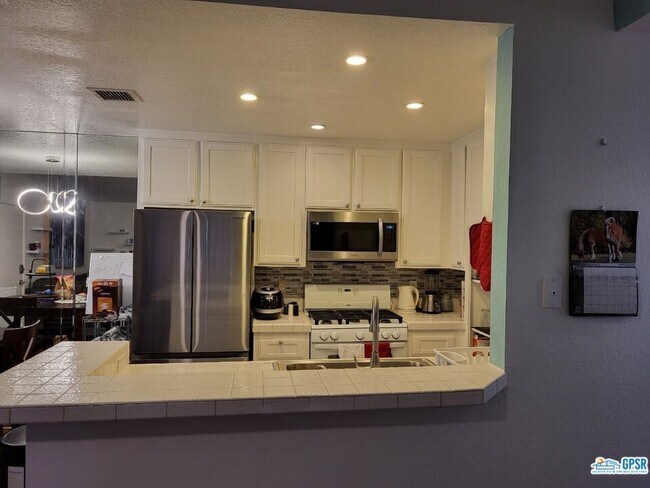 Foto del edificio - 31200 Landau Blvd