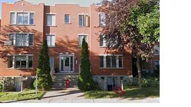 Building Photo - 1828 Av Woodland