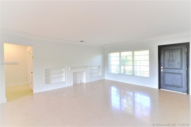Building Photo - 475 S Shore Dr