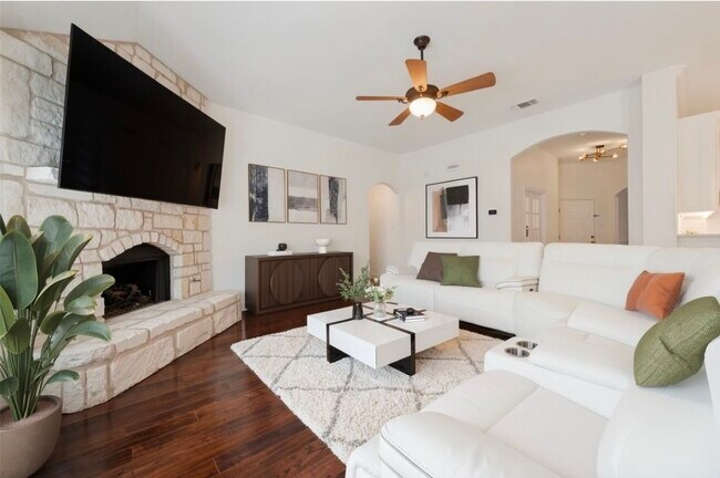 Building Photo - 7428 Boulder Creek Dr