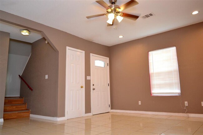 Foto del edificio - 514 W 6th St