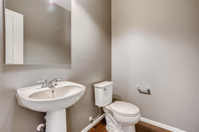 Building Photo - 14813 W 70th Dr