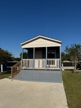 Building Photo - 10810 Hufsmith Rd