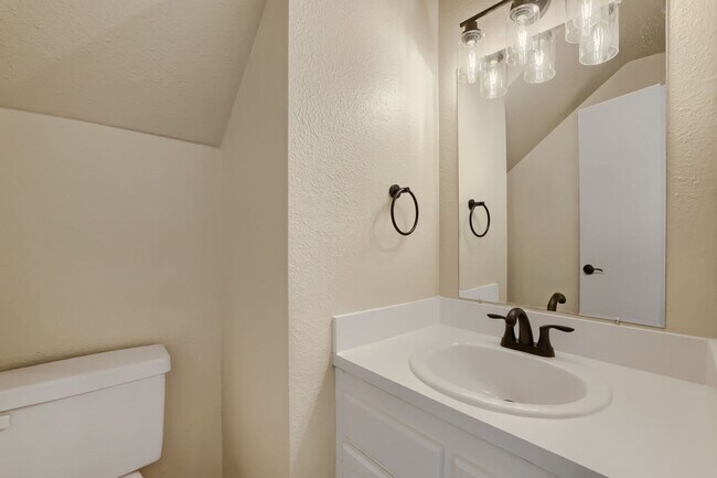 Foto del edificio - 18609 103rd Ave NE