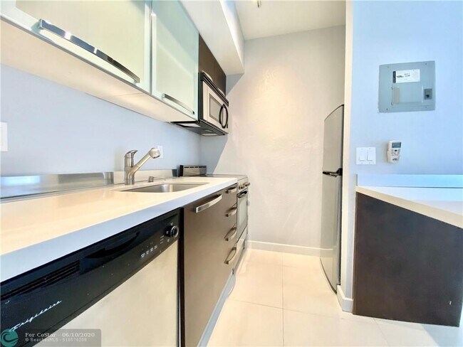 Foto del edificio - 1503 NE 4th Ct