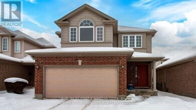Building Photo - 1570 Beaverbrook Ave