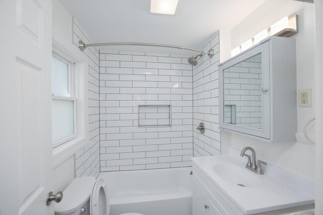 Building Photo - 8508 Eby Ave