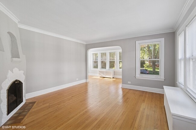 Building Photo - 1524 Forest Ave
