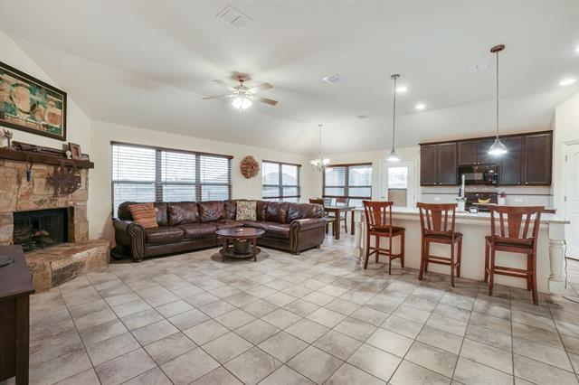 Building Photo - 3141 Greenway Dr