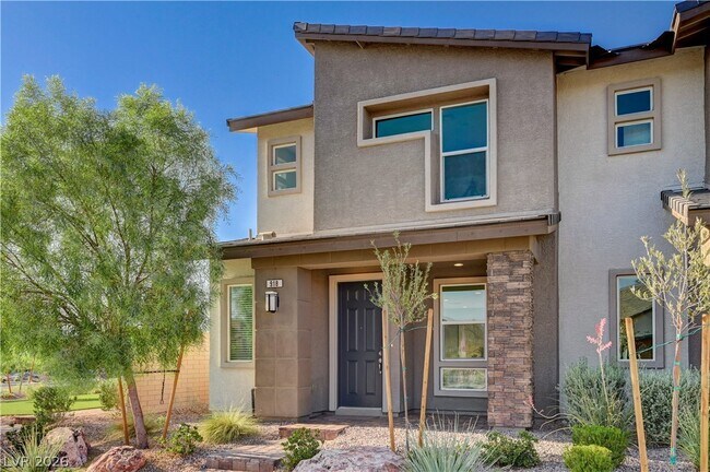 Foto del edificio - 918 Cottonwood Hl Pl