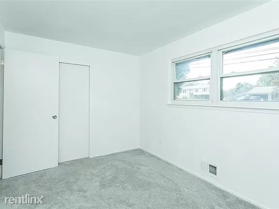 Building Photo - 3 br, 2 bath House - 878 Pinnacle Rd