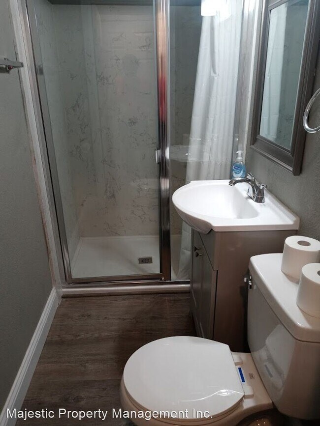Foto del edificio - 3 br, 2 bath House - 2320 Marine Ave