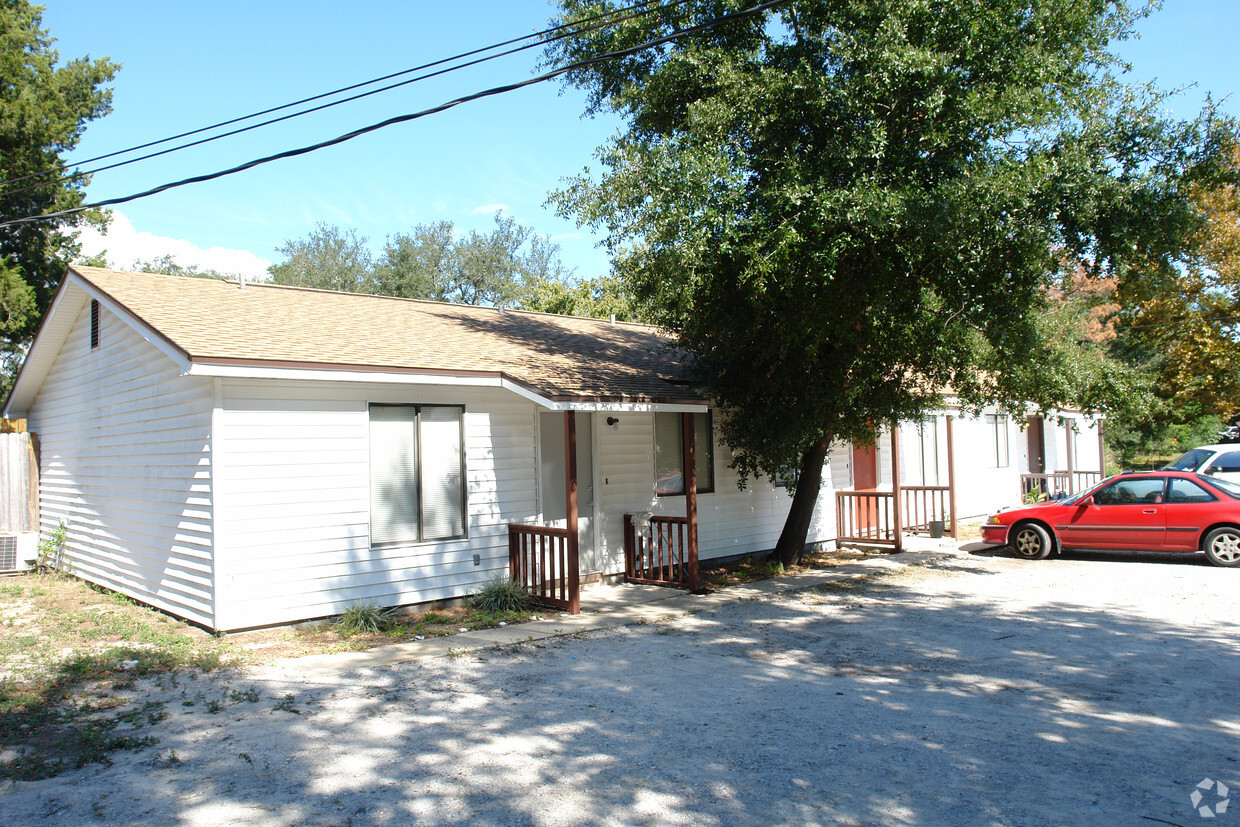 Building Photo - 129 Bayou View Dr