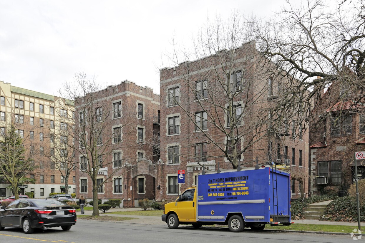 Foto del edificio - 11640 Park Ln S