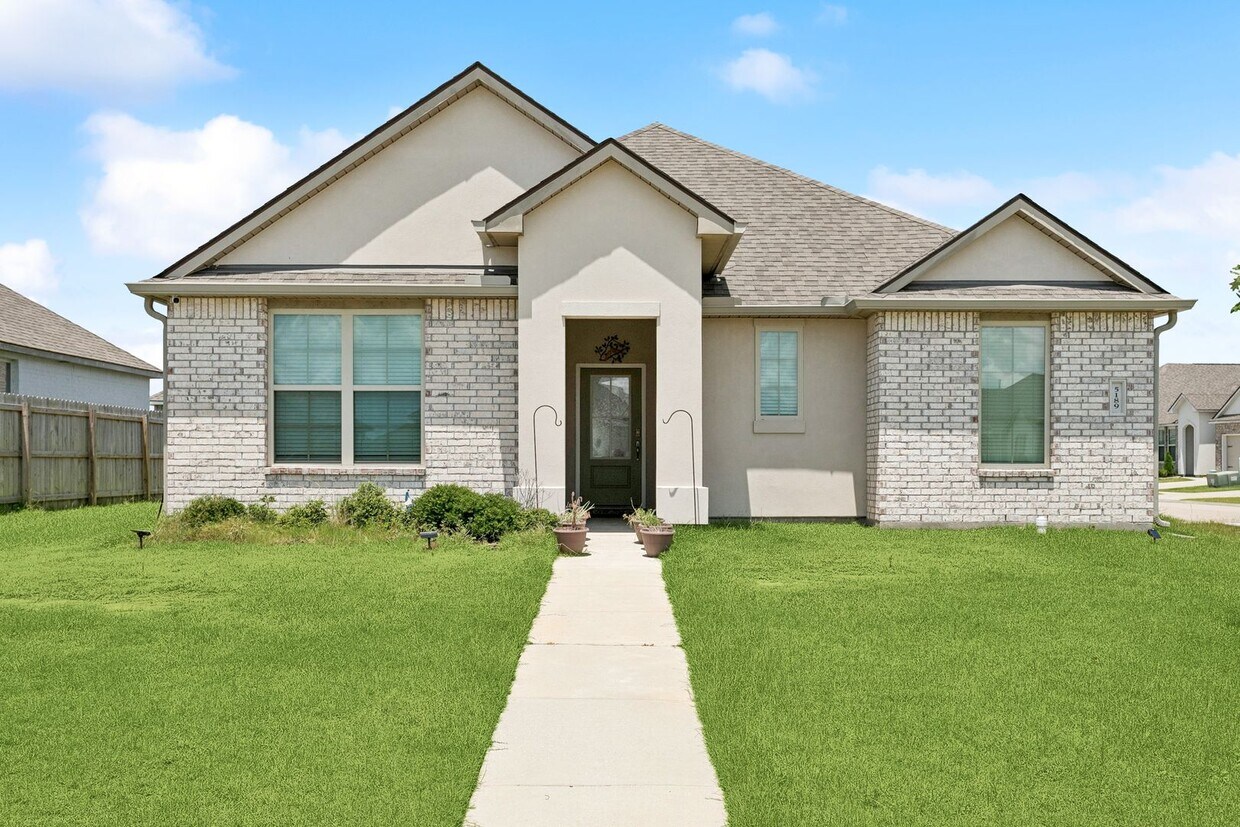 Foto principal - Beautiful Slidell home!