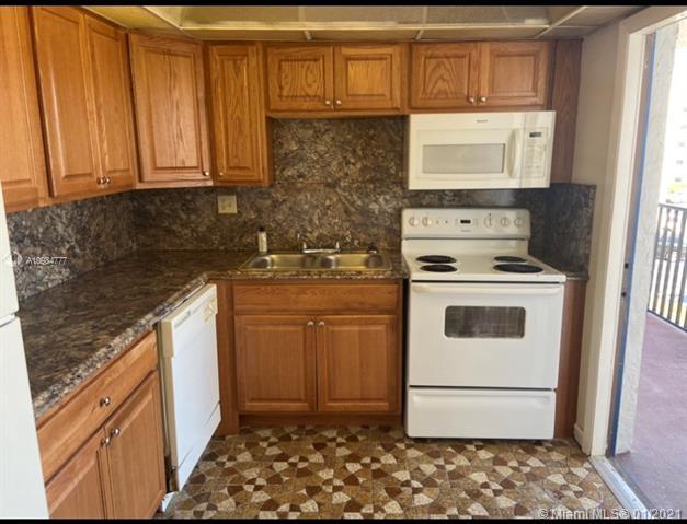 Foto del edificio - 14170 SW 84th St