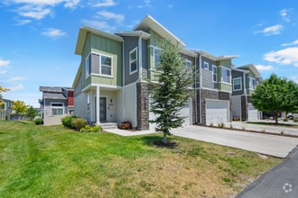 Building Photo - 4287 Golden Grv