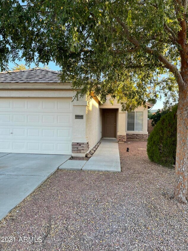 12945 W Cherry Hills Dr, El Mirage, AZ 85335 House for Rent in El