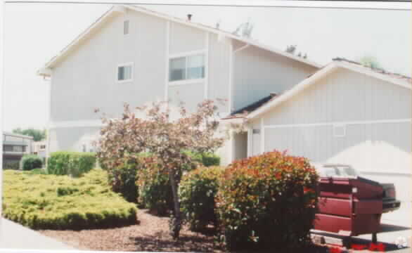 Foto del edificio - 6530 County Club Dr