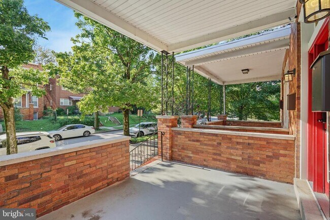 Foto del edificio - 2509 Linden Ave