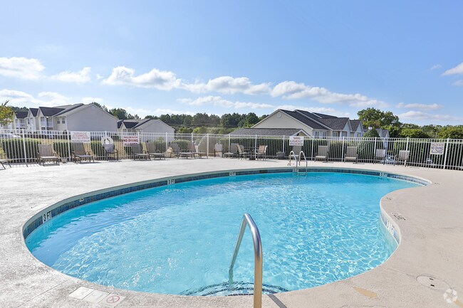 Área de piscina - Brittany Place Rock Hill