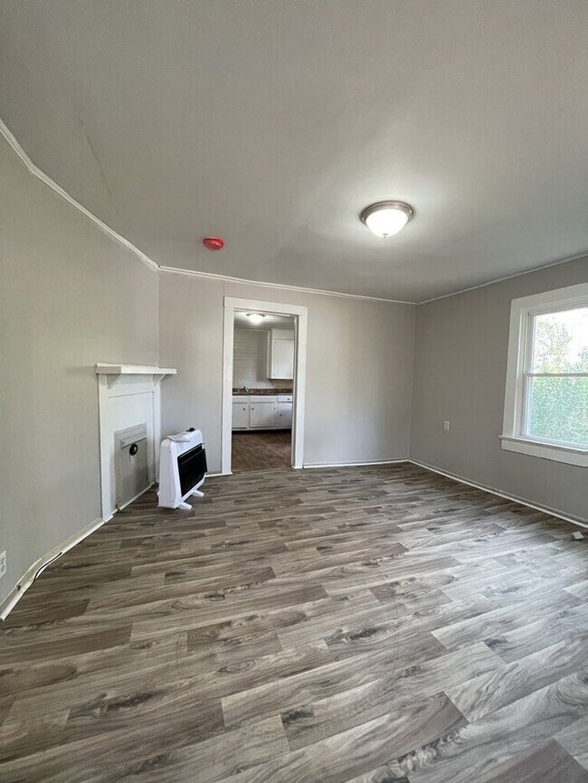 Foto del edificio - 419 Douglas St