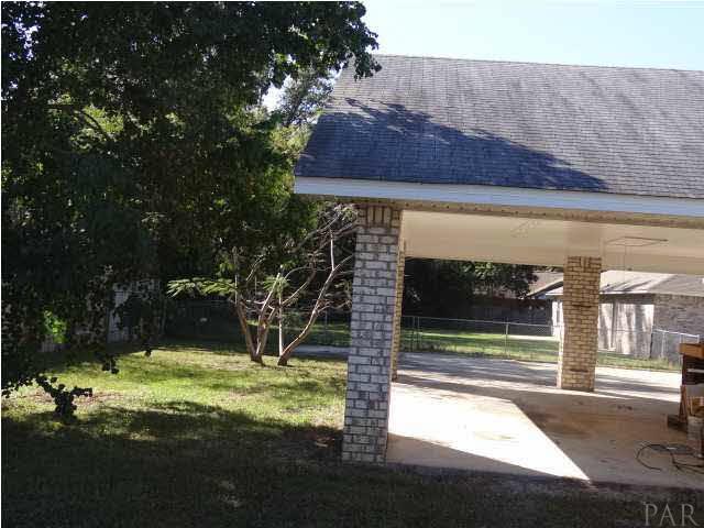 Building Photo - 5757 Melrose Dr
