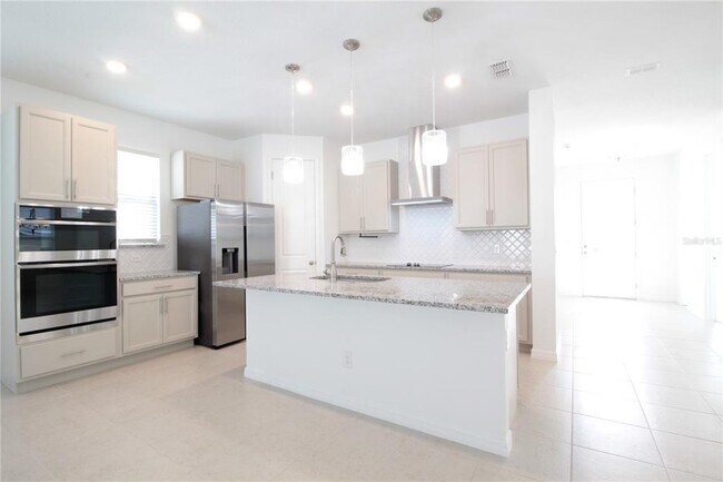 Foto del edificio - 3126 Voyager Ave