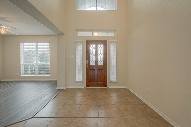 Foto del edificio - 3235 Quarry Place Lane