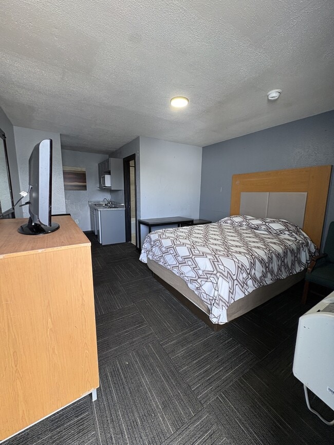 Photo - 711 Pasadena Fwy Apartment