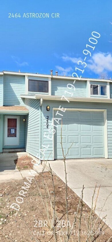 Primary Photo - Modern Townhome with patio