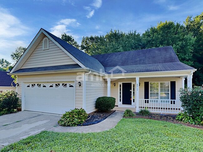Building Photo - 6017 Spanish Moss Ln
