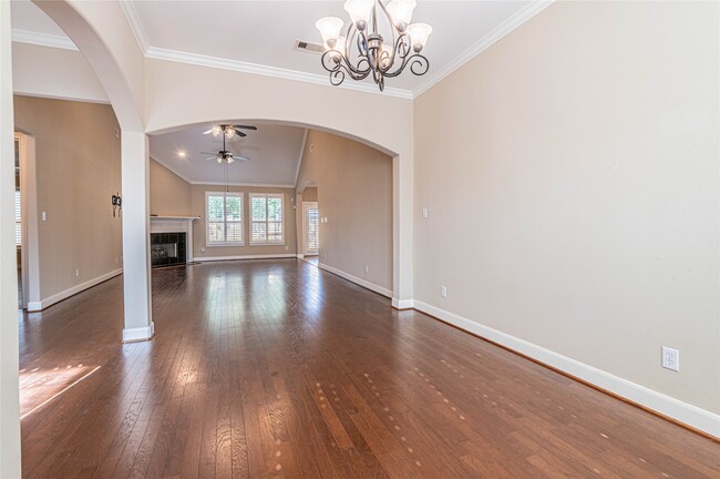 Building Photo - 5114 E Jerad Dr