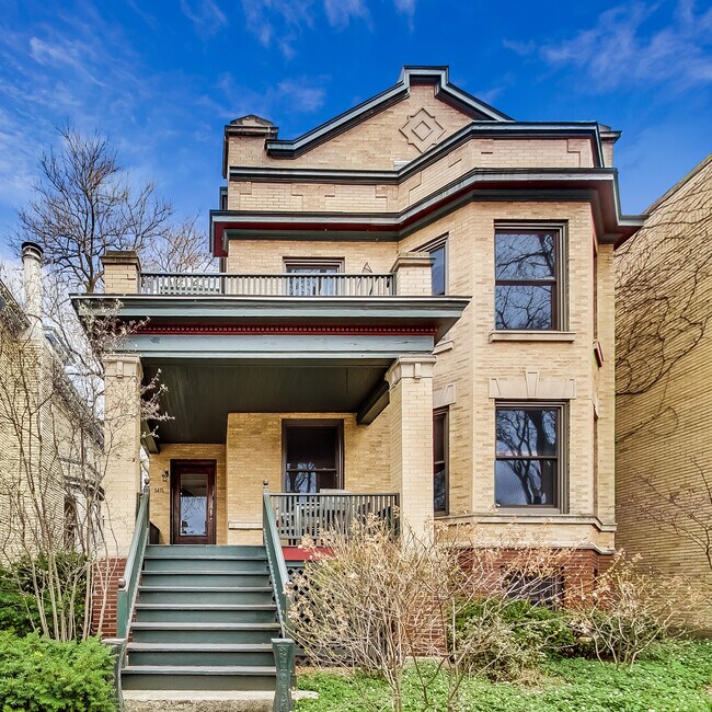 Building Photo - 5415 N Magnolia Ave