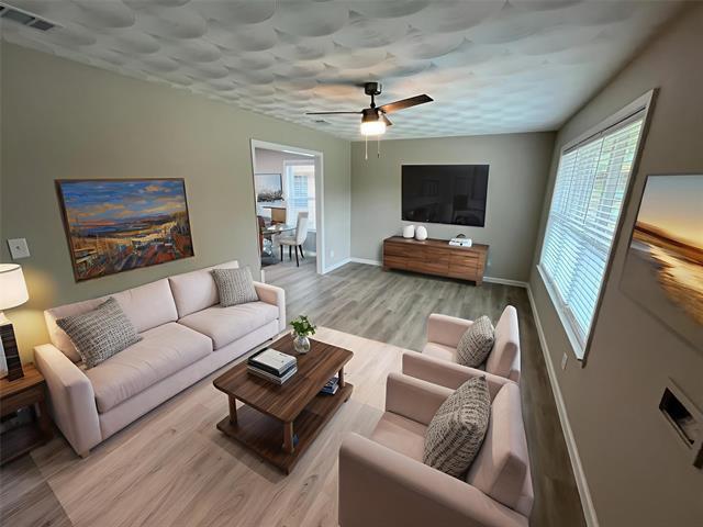 Foto del edificio - 3225 S Tyler St