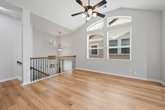 Foto del edificio - 18554 Jasmine Garden Pl