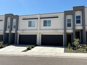 Building Photo - 1939 W 250 S