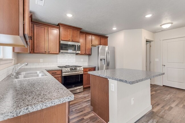 Building Photo - 12141 W Greenstone St