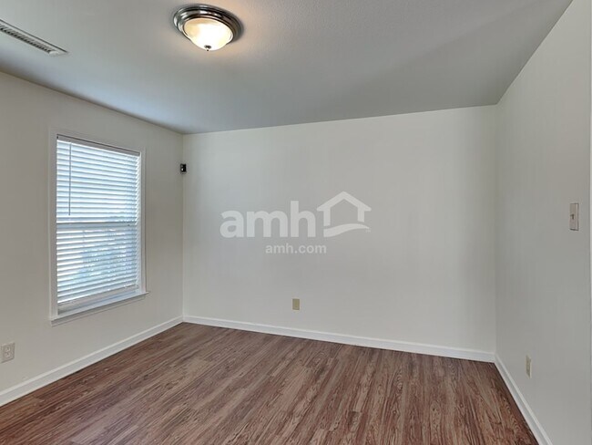 Building Photo - 751 Skywatch Lane